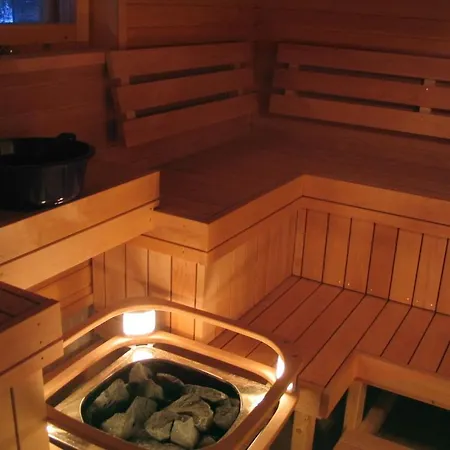 Huoneistohotelli Asuntohotelli Huvikumpu Otava